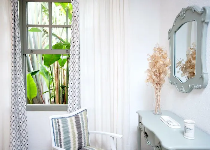 Hacienda Cuatro Ventanas Villa *